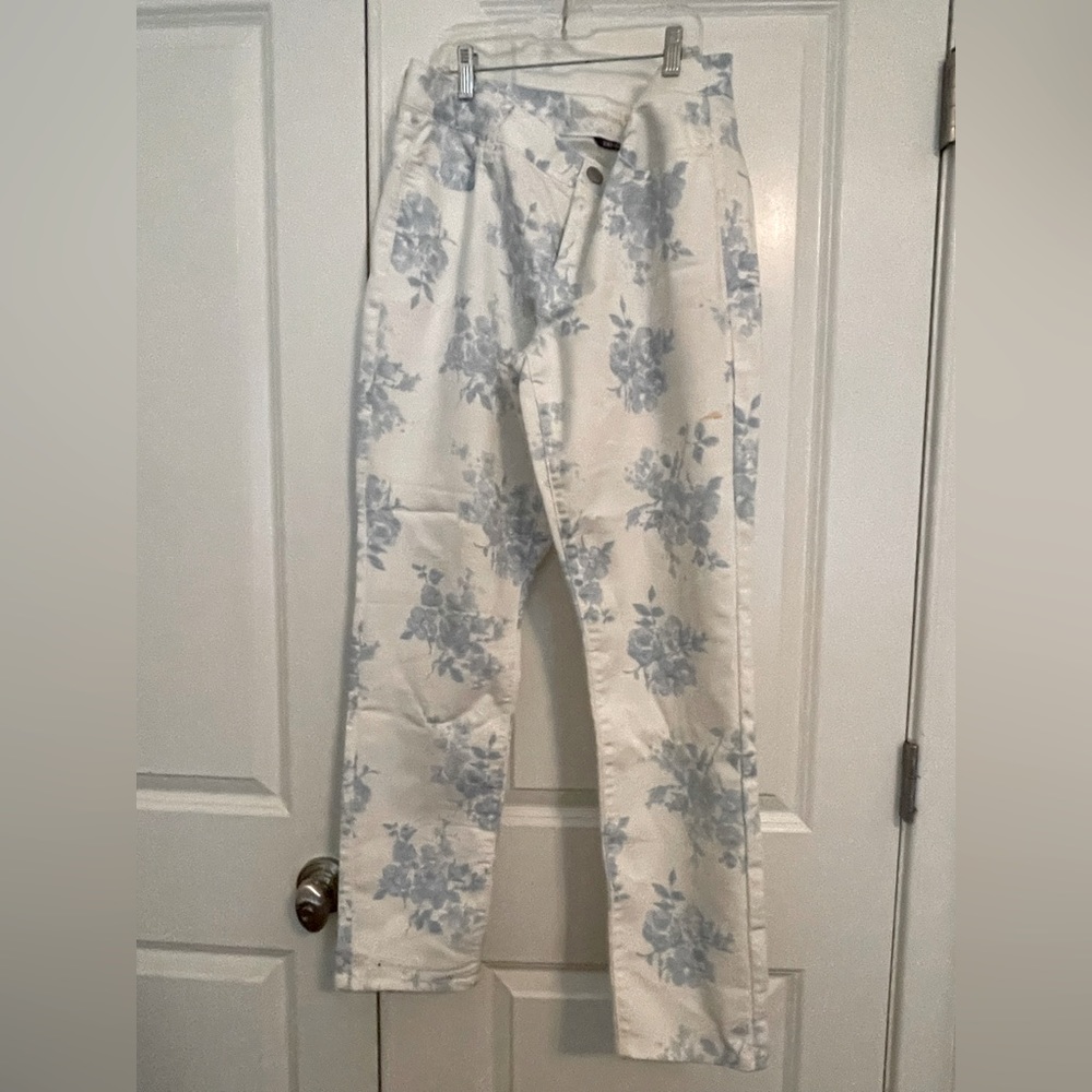 Denim. American Eagle. Size 16. Stretch